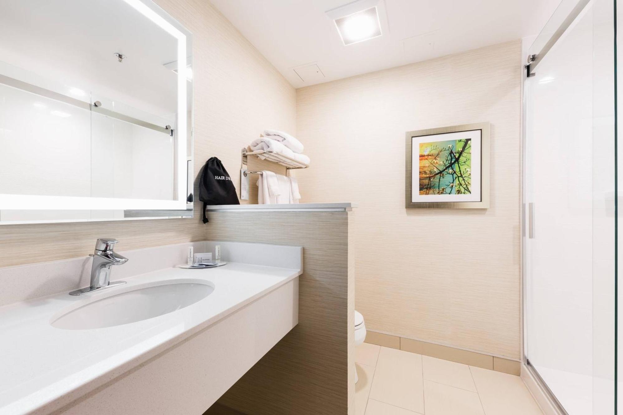 Fairfield Inn & Suites By Marriott Edmonton North Экстерьер фото